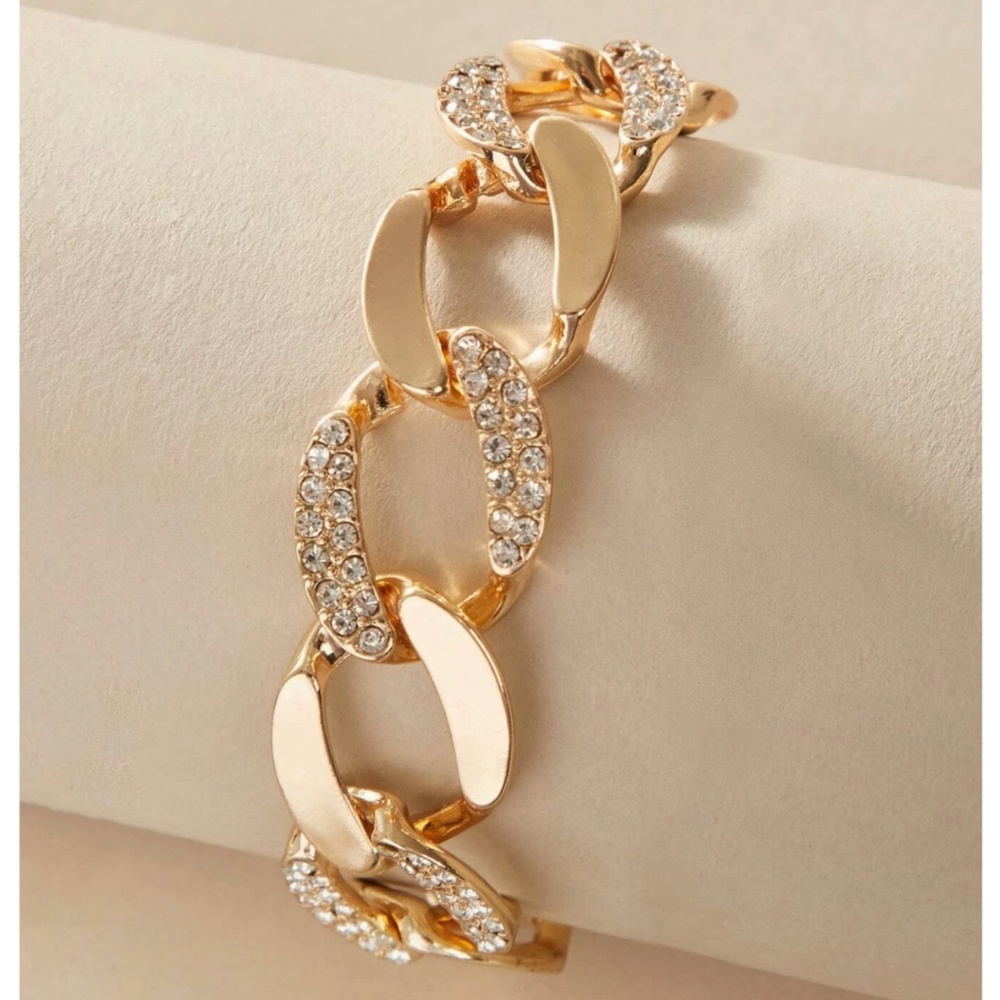 Fashion Bracelet Chain Links Design Yellow Gold tone Rhinestones